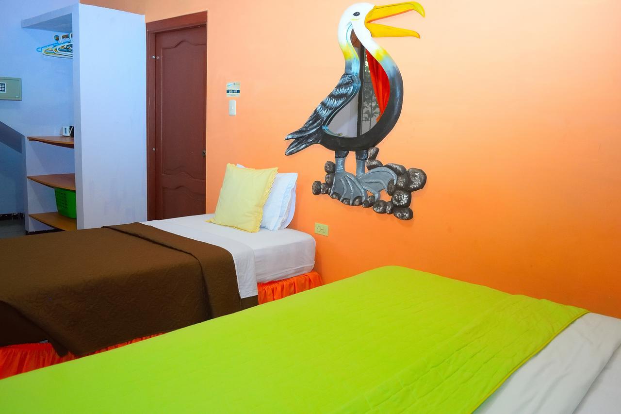 Tintorera Guest House 阿约拉港 外观 照片